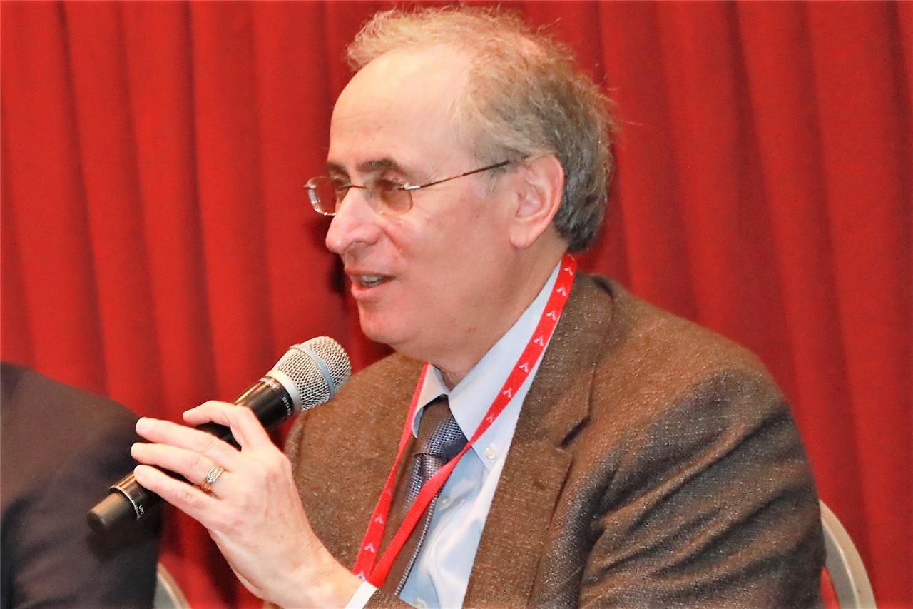 Dr. Kevin Weiss